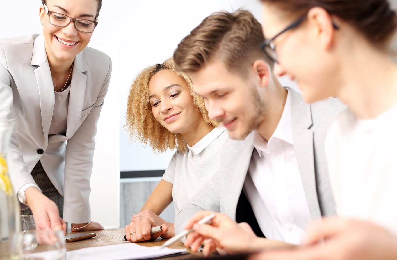 Les 4 piliers pour monter une équipe performante durablement