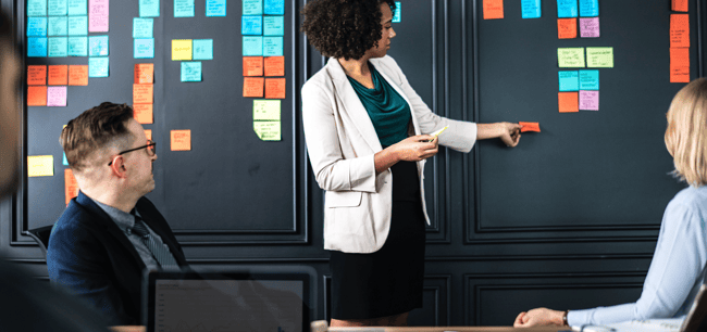 adult-brainstorming-briefing_1500x706-1